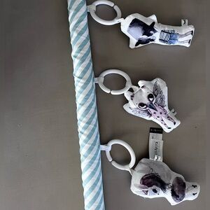 DockATot Toy Bar - Interchangeable Toy Hooks